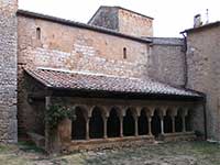 Sovicille, Pieve di San Giovanni Battista a Ponte allo Spino, resti dell'antico chiostro